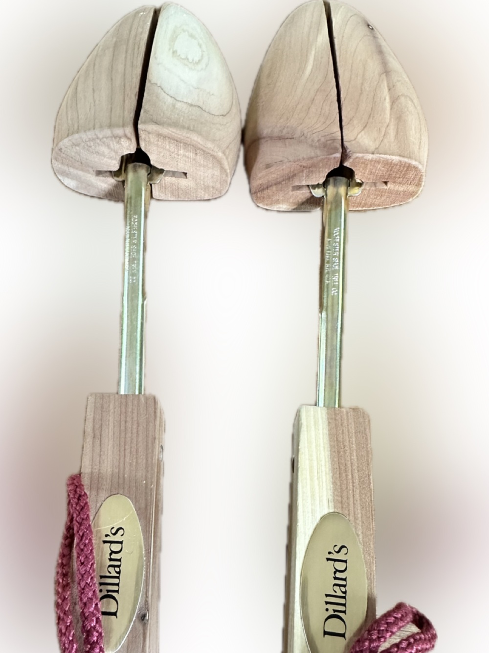 Women's Cedar Shoe Trees with Pink Strap